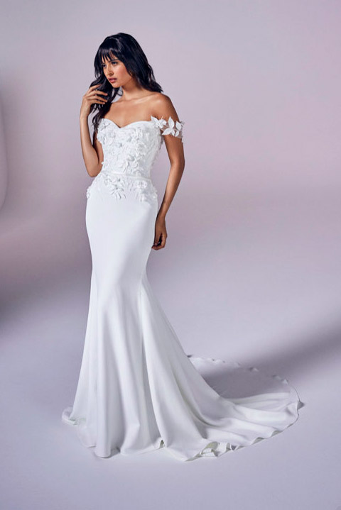 Suzanne Neville Romance Wedding Gown Size 12 Beautiful Bridal Gowns